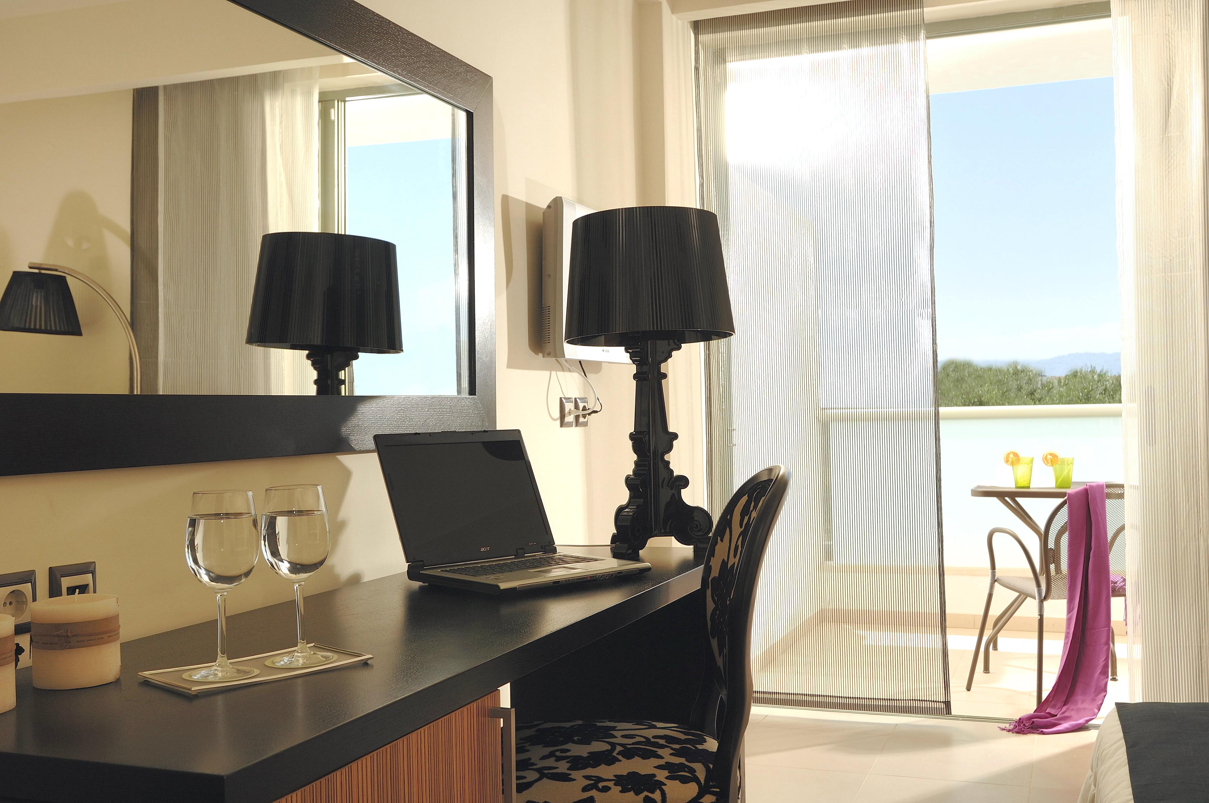 Angela Suites Boutique Hotel Szíszi Kültér fotó